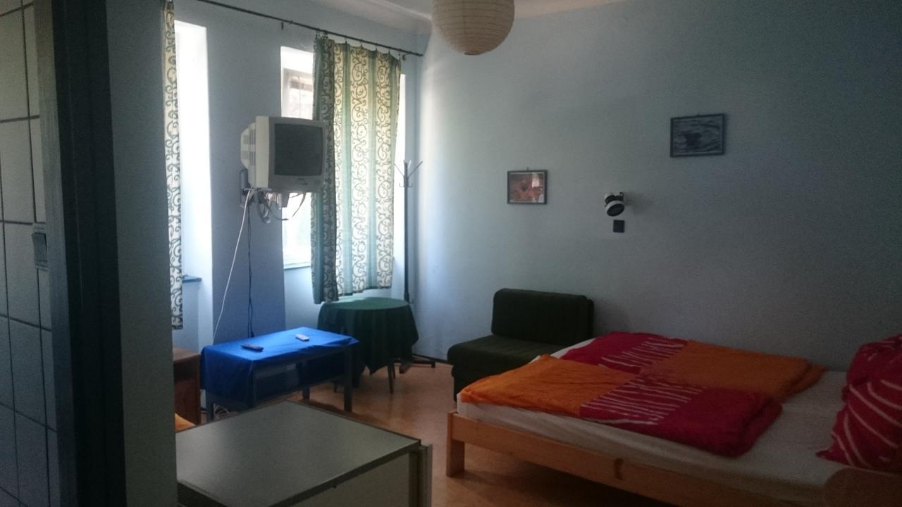 Piccolo Panzio Bed and Breakfast Balatonfenyves Exterior foto